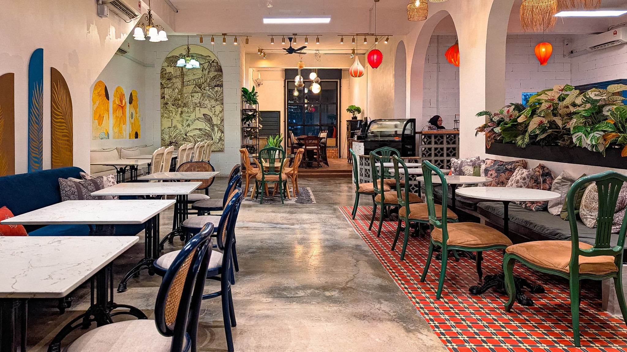 7ujuh Cherita Restaurant